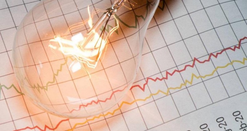 Energia elétrica impulsiona inflação oficial na prévia de julho