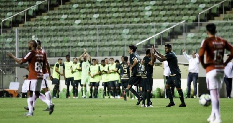 Pouco inspirado, Inter perde para o América por 2 a 1