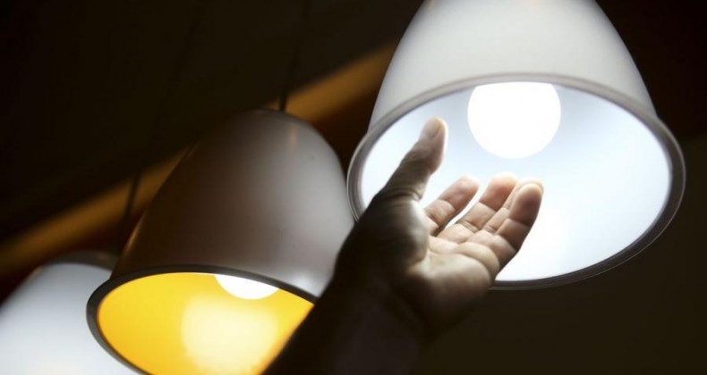 Aneel aprova reajuste de contas de luz no interior do RS, de SC e SP