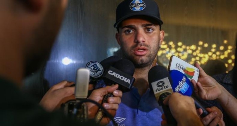 Luan pede atenção com posse de bola do Flamengo