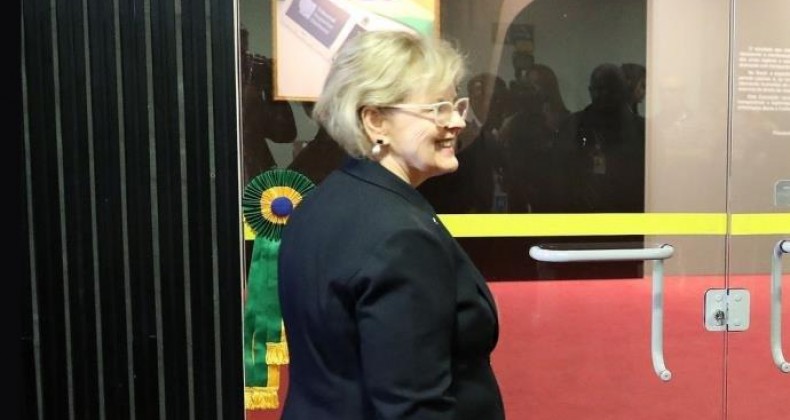 Rosa Weber defende