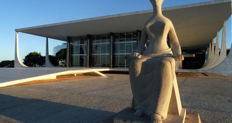 STF aprova reajuste de salário de ministros para 2019