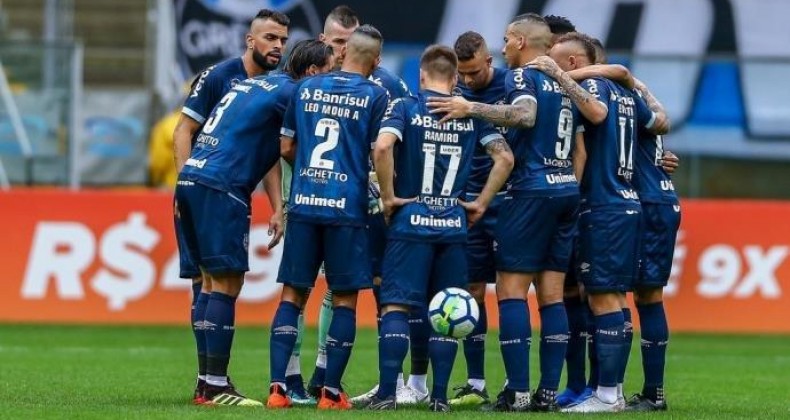 Grêmio espera por Maicon para definir time contra o Santos