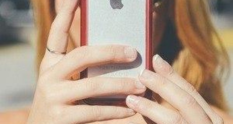 Mulheres são vítimas em 70% das violências de gênero na internet