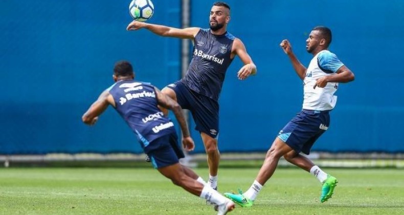 A uma semana da semifinal, time do Grêmio é uma incógnita