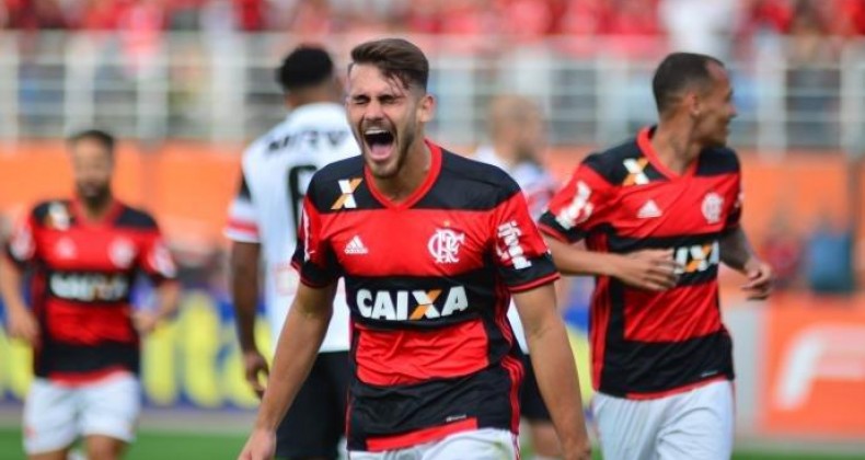 Reforço no ataque do Grêmio pode ser Felipe Vizeu