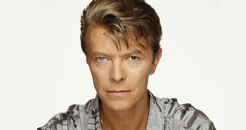 David Bowie é eleito o maior artista do século 20 em pesquisa britânica