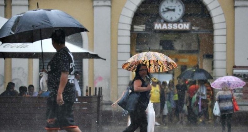 Semana começa com chuva no Rio Grande do Sul