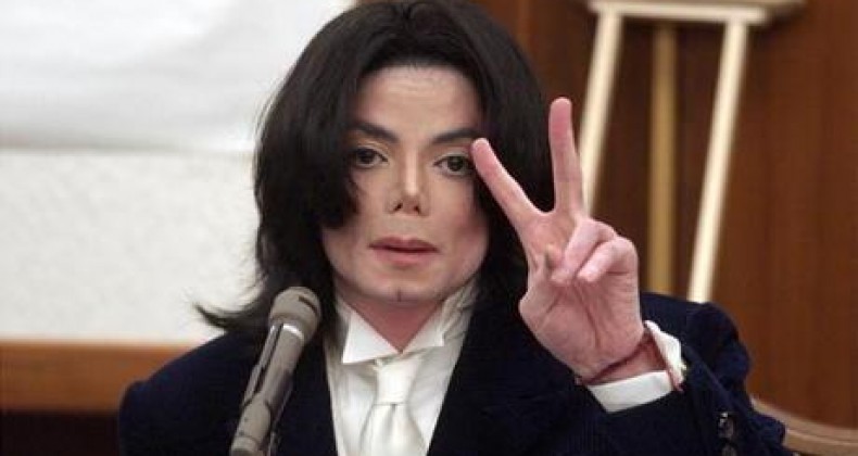 Corpo de Michael Jackson pode ser exumado após novas acusações