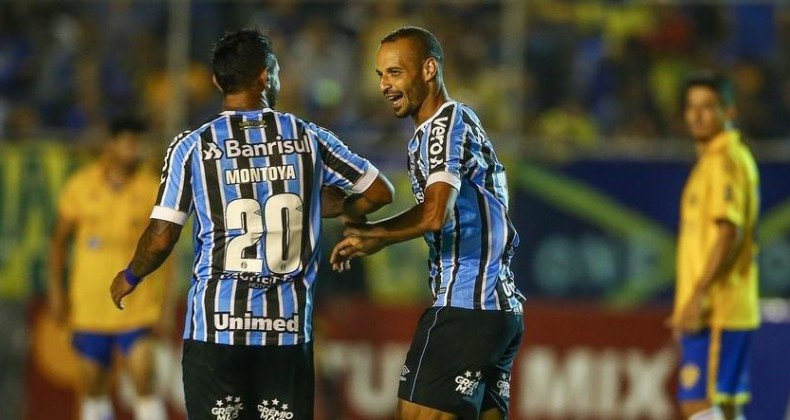 Grêmio comanda a partida e vence o Pelotas por 2 a 0