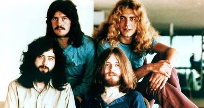 Led Zeppelin faz 50 anos e ganha linha de tênis inspirada na banda