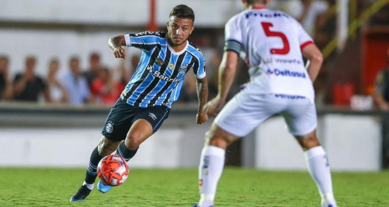Matheus Henrique prega 