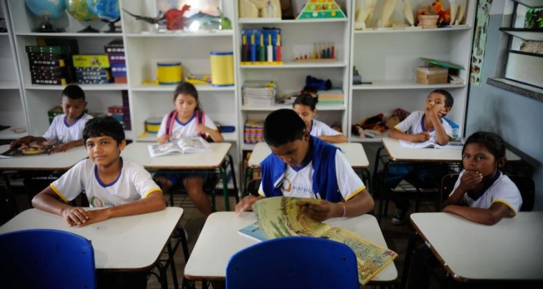 MEC prepara material para explicar nova política de alfabetização