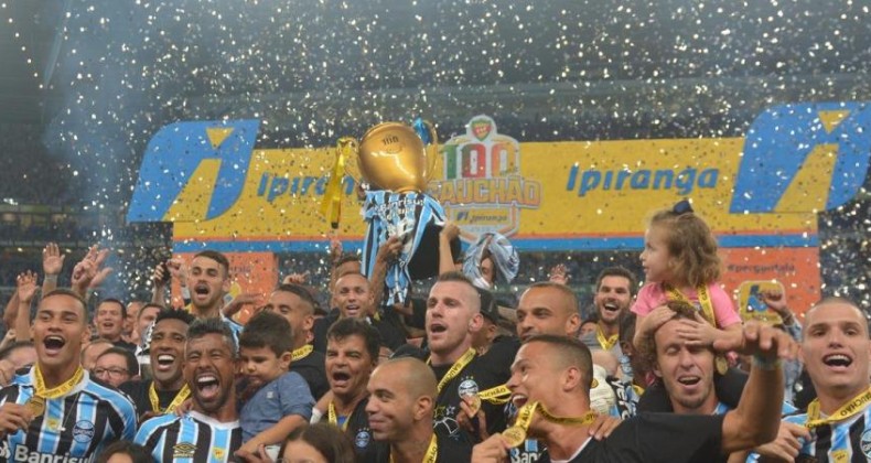Nos pênaltis, Grêmio é campeão gaúcho