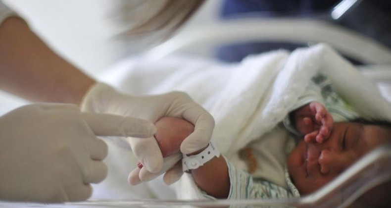 Pediatras pedem fim da obrigatoriedade do Teste da Linguinha
