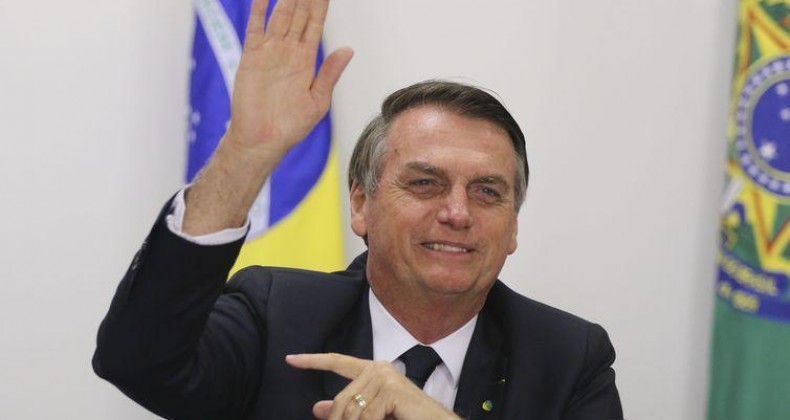 Bolsonaro diz que governo vai corrigir tabela do Imposto de Renda