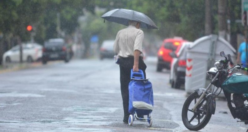 Chuva predomina no RS a partir desta segunda-feira
