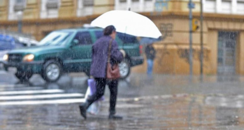 Chuva toma conta do Rio Grande do Sul nesta quinta