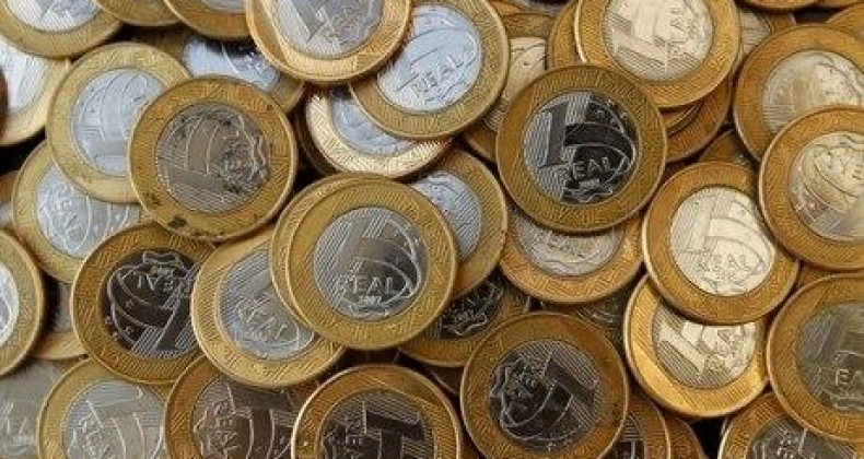 Governo avalia liberar de novo saque das contas do PIS/Pasep