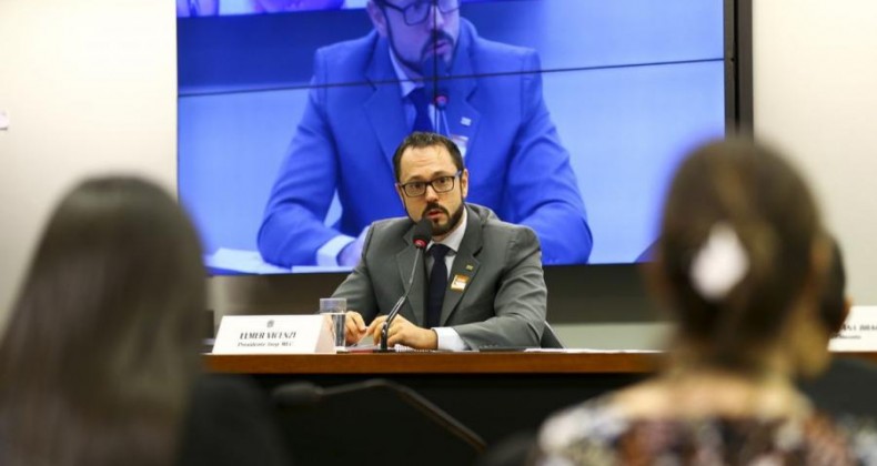 Presidente do Inep diz que Enem está dentro do cronograma