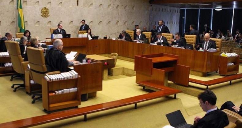 Supremo decide criminalizar a homofobia como forma de racismo