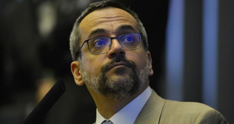 Weintraub: crescimento econômico elevará procura por ensino superior