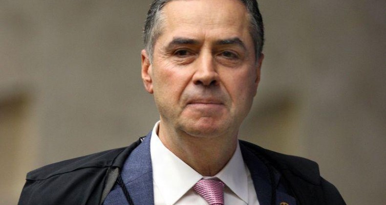 Empregado deve autorizar desconto sindical em folha, decide Barroso