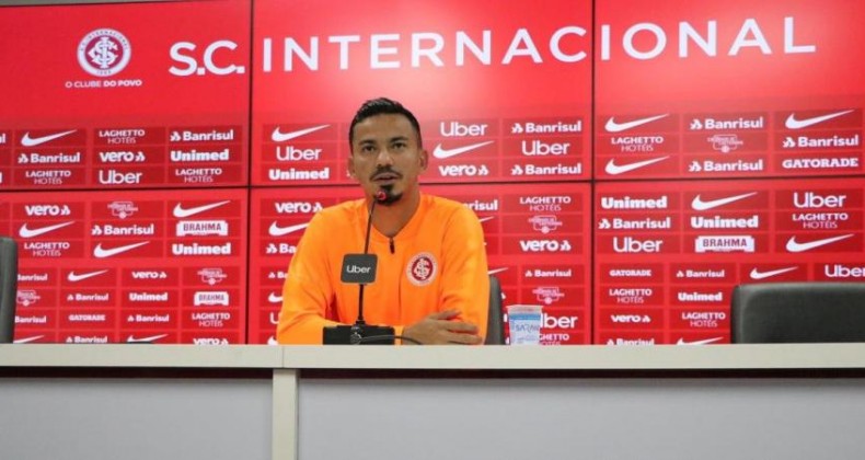 Lindoso comemora vaga na semi, mas afirma que Inter já pensa no Gre-Nal