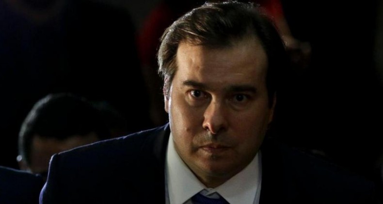 Maia projeta aprovar reforma da Previdência até o fim da semana
