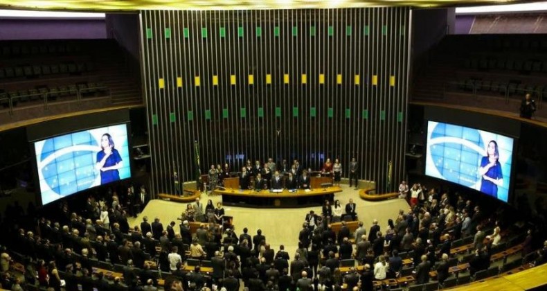 Centrão trava votações até Planalto liberar emendas prometidas por reforma da Previdência
