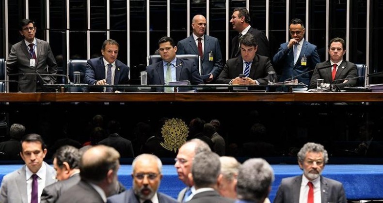 Senado aprova PEC Paralela da previdência em segundo turno