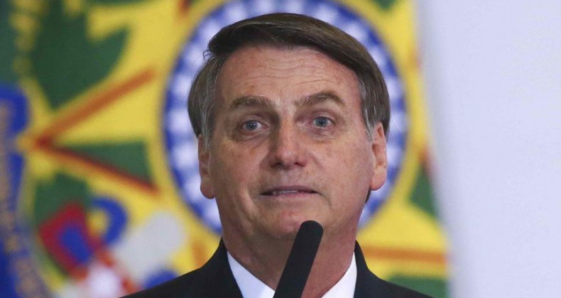 Bolsonaro pede que Congresso amplie posse e porte de armas