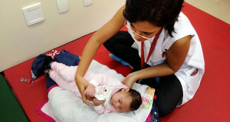 Câmara aprova MP que garante pensão a crianças afetadas por vírus Zika