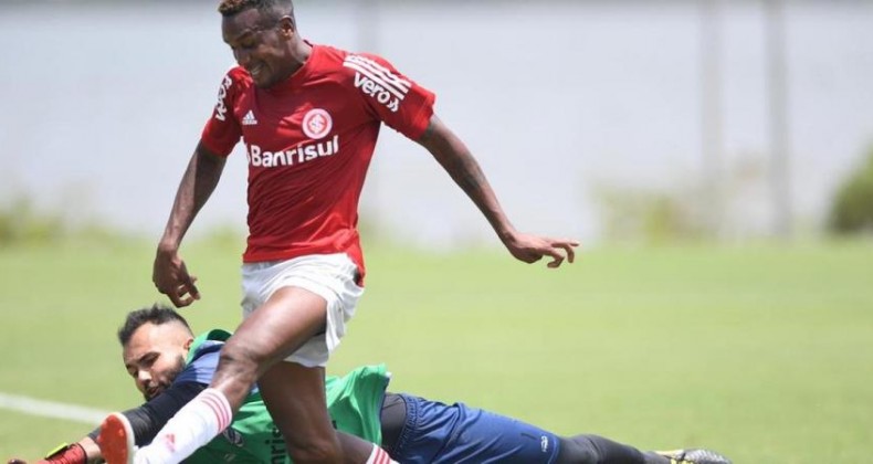 Inter vence o São José em jogo-treino no CT Parque Gigante