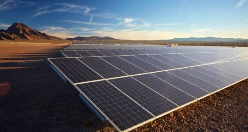 Energia solar: vendas caem 75% com medo de taxação, diz empresário