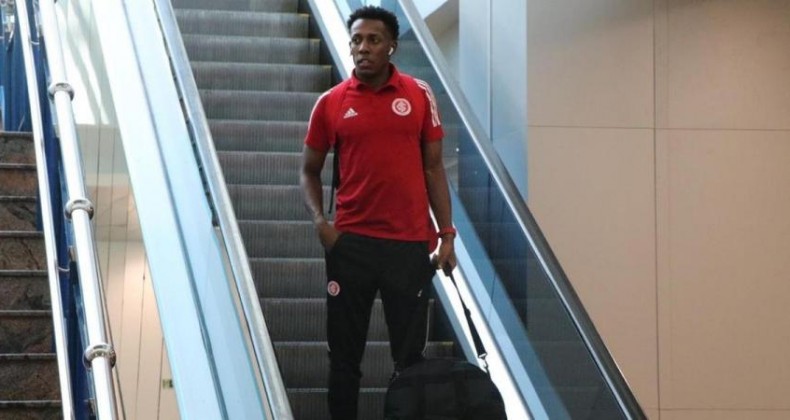 Moisés viaja com a delegação do Inter para a Colômbia