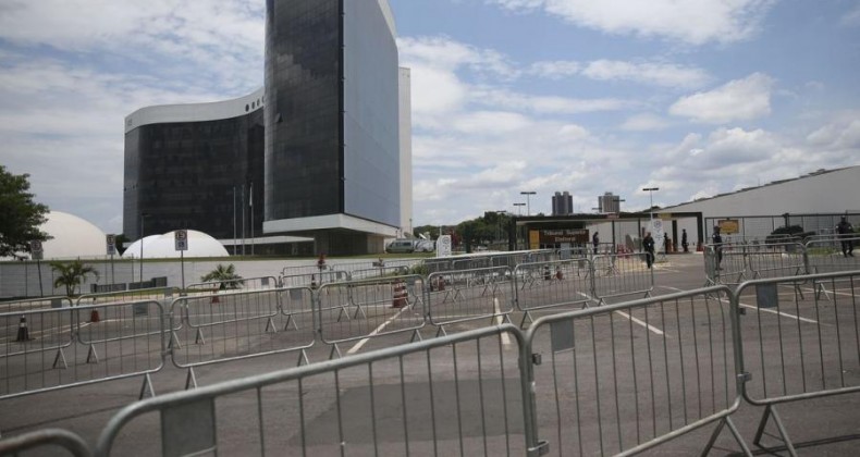 Começa prazo para vereador mudar de partido antes das eleições
