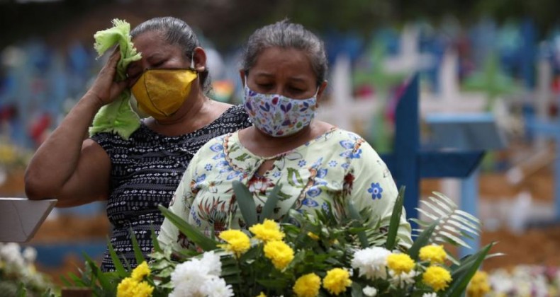 Covid-19: Brasil bate novo recorde de mortes registradas em um dia