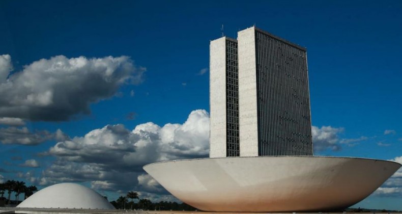 MP que altera regras trabalhistas é aprovada na Câmara