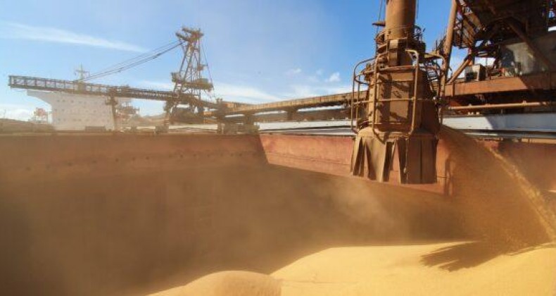 Balança comercial do agro registra superávit recorde em 2020, diz CNA