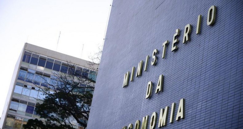 Governo atinge meta de mil serviços digitalizados em quase dois anos