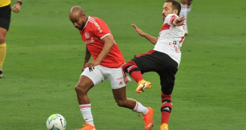 Inter sofre gol no fim e empata em 2 a 2 com o Flamengo no Beira-Rio