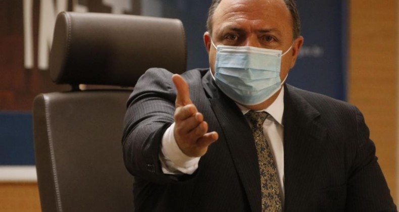 Vacinação contra covid-19 começa na quarta-feira, anuncia Pazuello