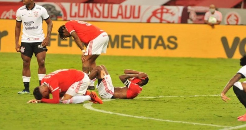 Inter luta até o fim, mas empata e termina o Brasileirão em segundo