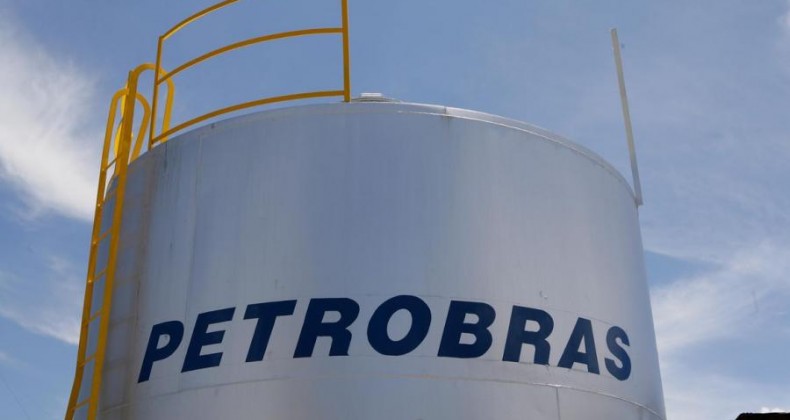 Gasolina e diesel estão mais baratos nas refinarias a partir de hoje
