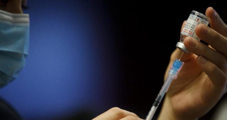 Senado aprova apelo internacional por 100 milhões de doses de vacina