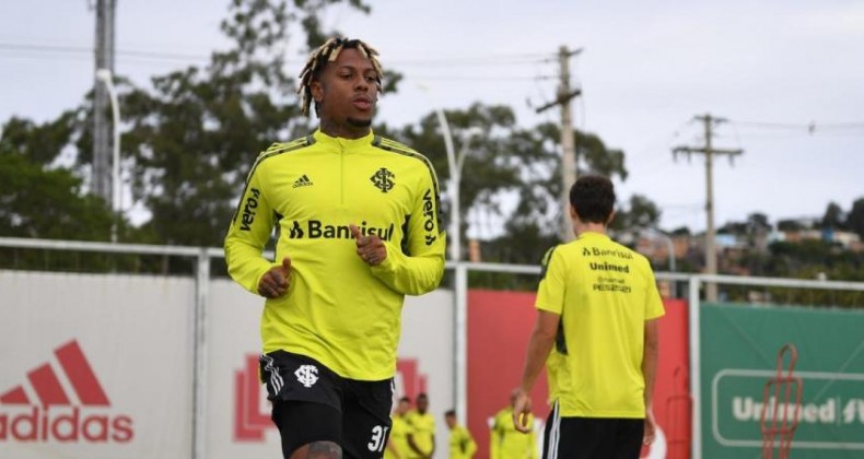 Fluminense manifesta interesse em contratar Abel Hernández, do Inter