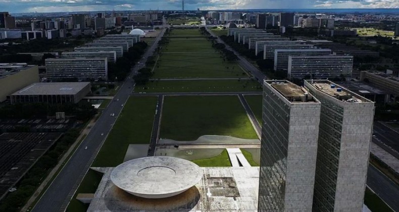 Câmara acata mudanças do Senado na MP sobre telecomunicações