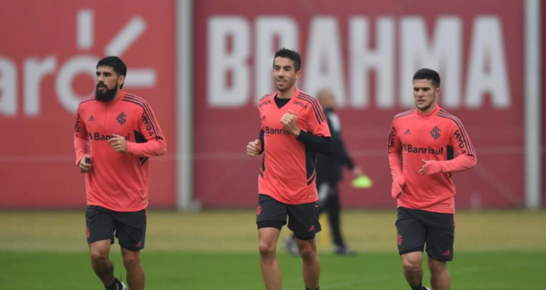 Inter trabalha alternativas para a defesa com ausência de Bruno Méndez