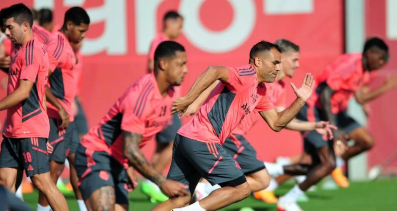 Inter abre 2023 em busca de volante e centroavante